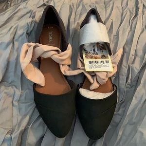 Toms NIB jutti d’orsay black with bow 7.5